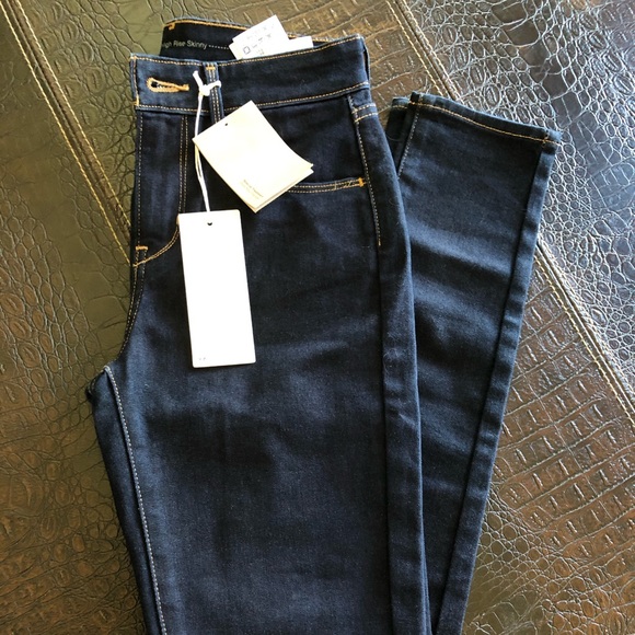 Levi's Denim - NWT Levi’s High Rise Skinny 25